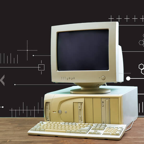 vecchio pc simile a quello che usava denis, il fondatore di mediaware - agenzia web a savona - quando ha iniziato ad appassionarsi all'informatica alla fine degli anni 90